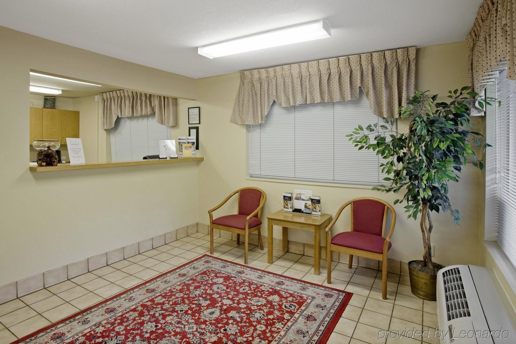 Hometowne Studios By Red Roof Winston-Salem - University Pkwy Luaran gambar